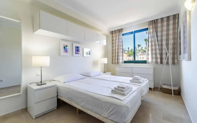 75-Apartment with Views in Elviria, Marbella