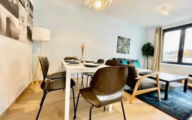 Luxury 2BR 2BA Near Fashion District by Oneluxstay
