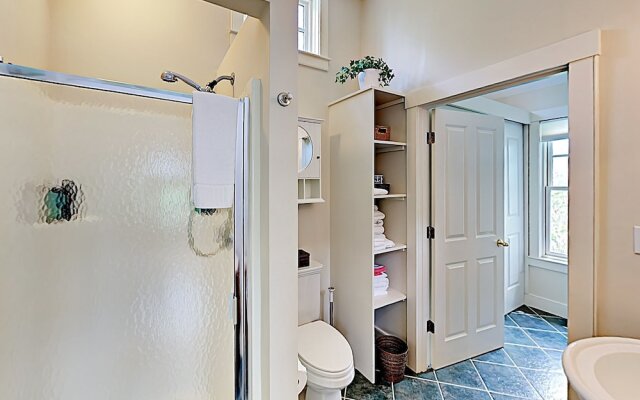 34 Edgartown - 2 Br Home