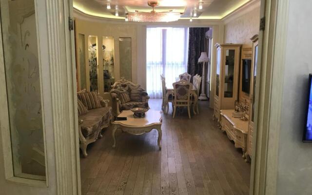 Royal Apartment