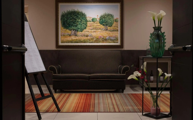 Smart Hotel Holiday