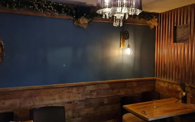 The Waterside Bar Rooms & Restaurant