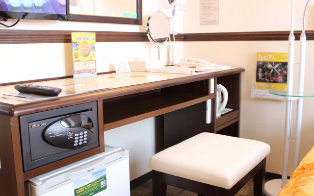 Toyoko Inn Yokohama Kannai