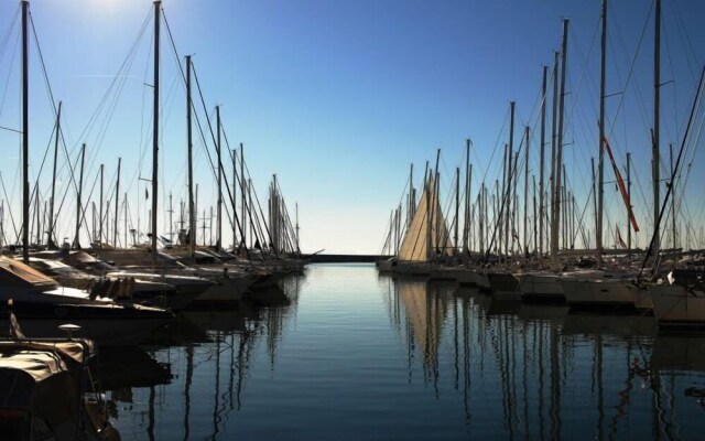 Stylish Urban Apartment