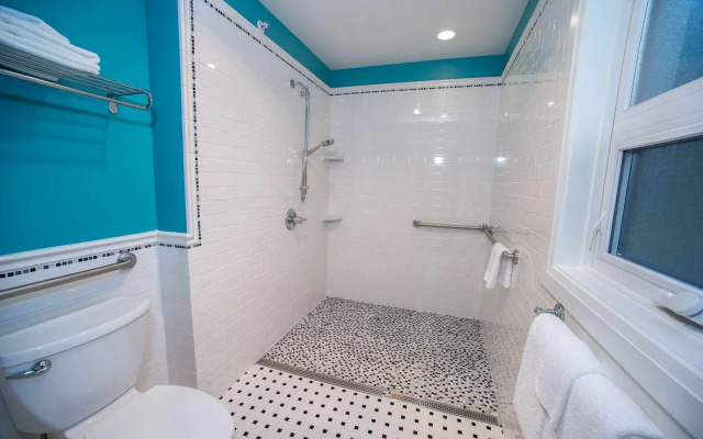 Hume Hotel & Spa