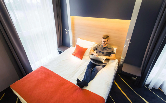 Best Western Plus Lakeside Hotel