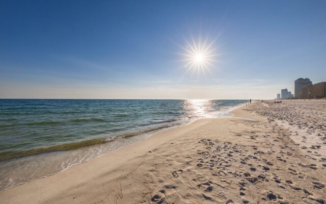 Seaside Beach & Racquet Condos