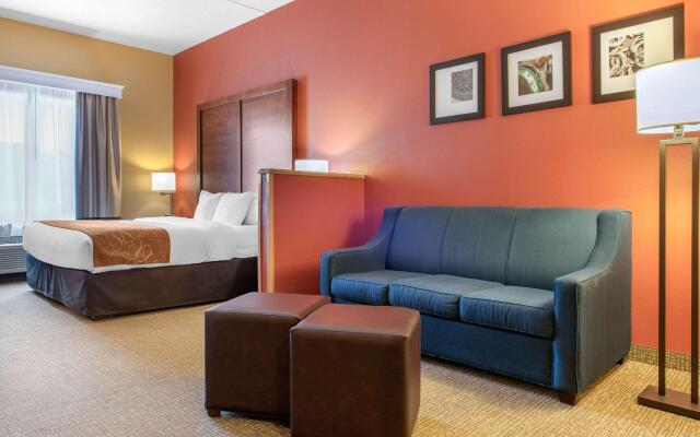 Comfort Suites Louisville Airport