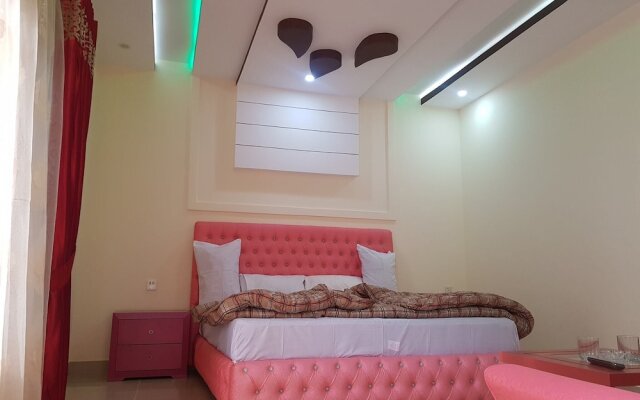 Galaxy cottages