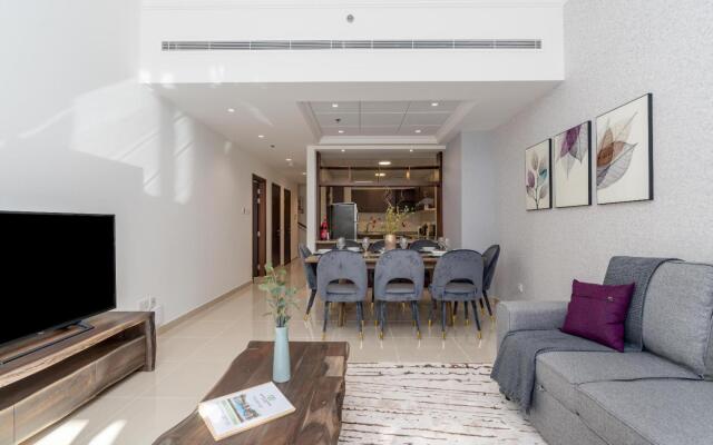 Luxury 300m2 Townhouse. Beach, Gym, Private Pool (2)