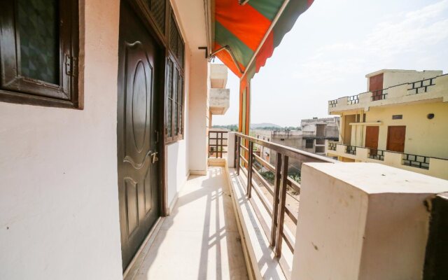 OYO 22941 Hotel D Square
