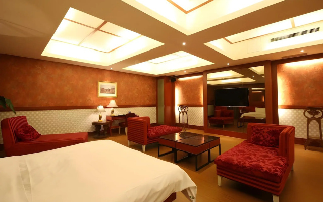 Seasons Boutique Motel