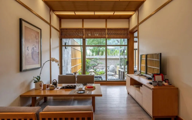 Yoko Onsen Quang Hanh