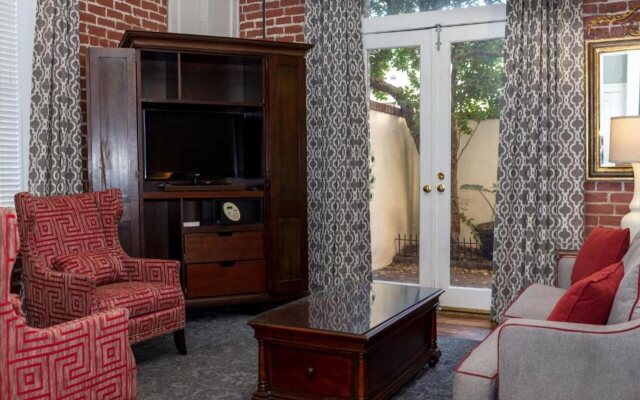 East Bay Inn, Historic Inns of Savannah Collection