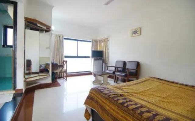 Tourist Hotel