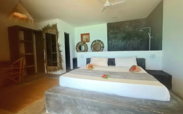 Garden Beach Bungalows