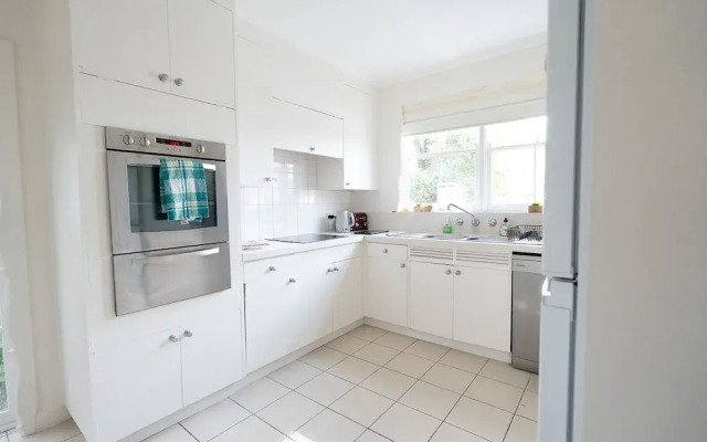 Toorak Executive & Corporate Residence