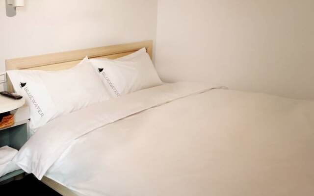 Bluewater Hotel Taoyuan