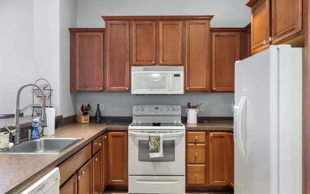 Villages at Five Points- West