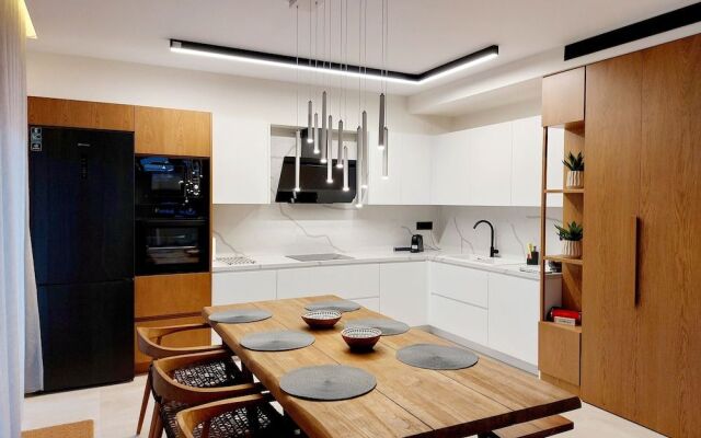 Salina SPA Villas - with PRIVATE ECO-POOL, SAUNA & Hot Tub