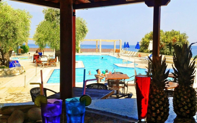 Maranton Beach Hotel