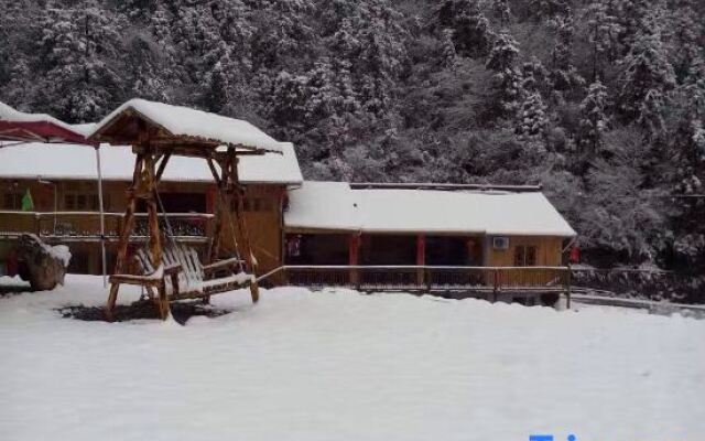 Ruoliao Cuckoo Pottery House