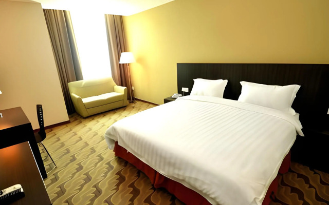 Eminent Hotel