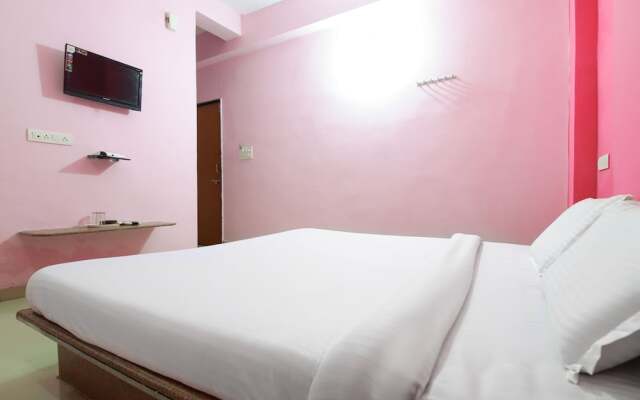 Spot On 49840 Hotel Kamal Darshan