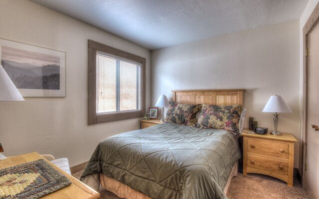 Silver Tree Sanctuary in Aspen Grove!