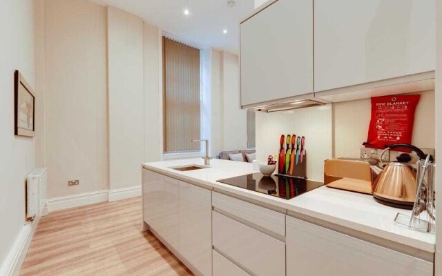 iStay Liverpool 1 Water Street Apartments
