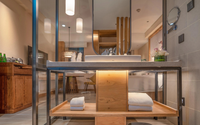 Holiday Inn Jilin Beidahu by IHG