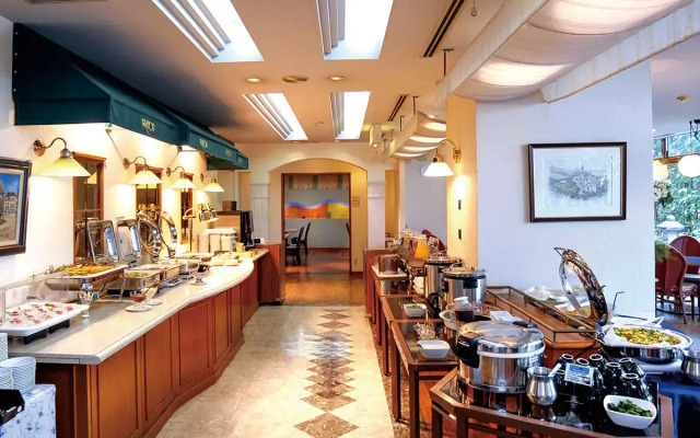 Hotel Claiton Shin-Osaka