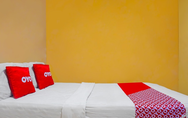 OYO 92285 Penginapan 21 Near Pasar Baru