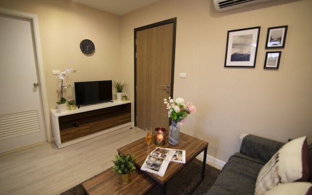 Near BK University Quiet Condo in Rama4 (bkb130)