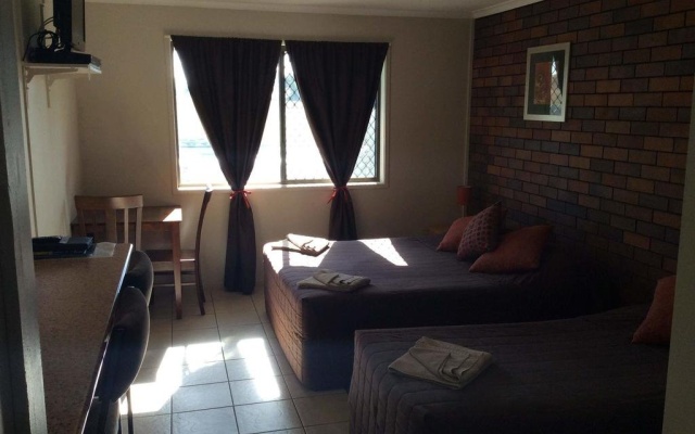 The Gallery Motor Inn – Guest Rooms – Dalby