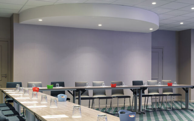 Holiday Inn Brussels Airport by IHG