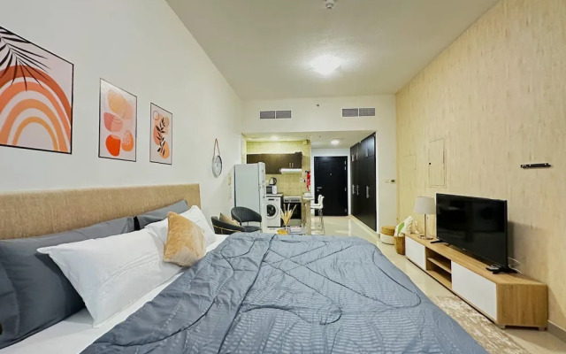 Amazing Studio Sky View in Dubai Marina