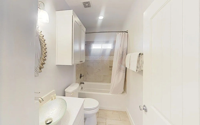 Catch & Release-2 Bedroom