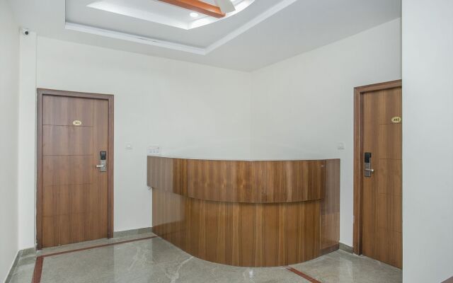 OYO 11387 Hotel Kozy Rooms