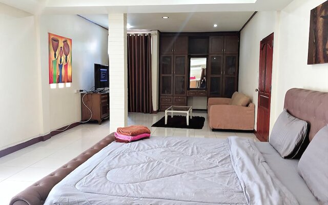 Baan Emerald
