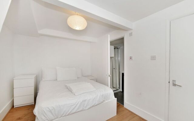 Bond Street Apartments