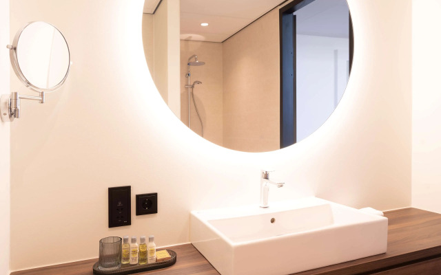 Doubletree By Hilton Sittard