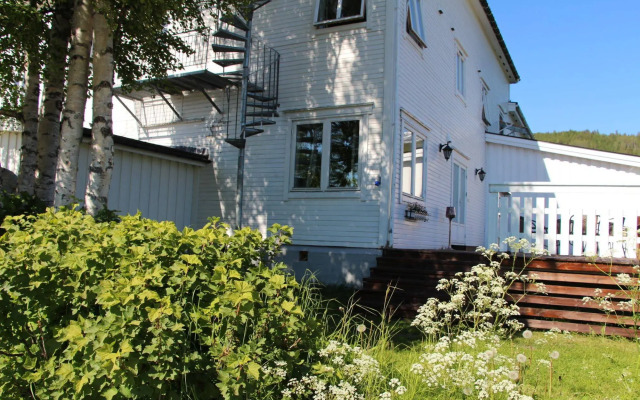 Rundhaug Gjestegård