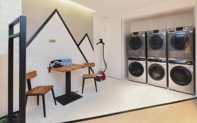Atour S Hotel Chongqing Jiefangbei Hongyadong Riverview