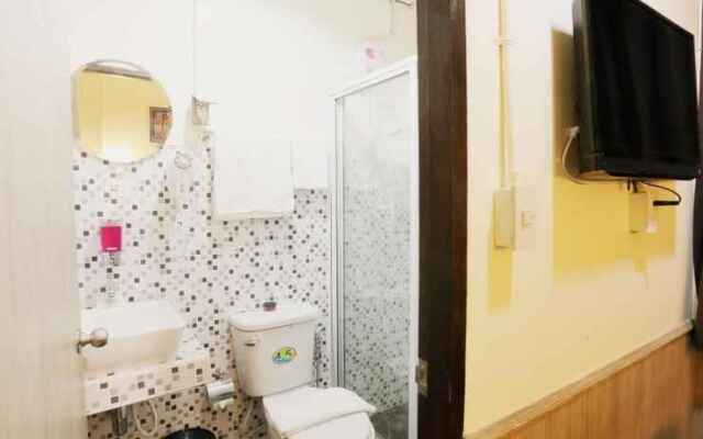 Sukhumvit 20 Guest House