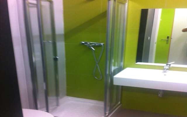 Uba Hostel