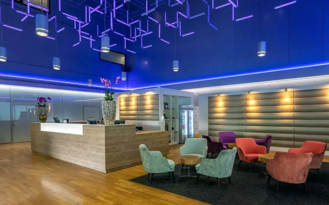 DoubleTree by Hilton Frankfurt Niederrad