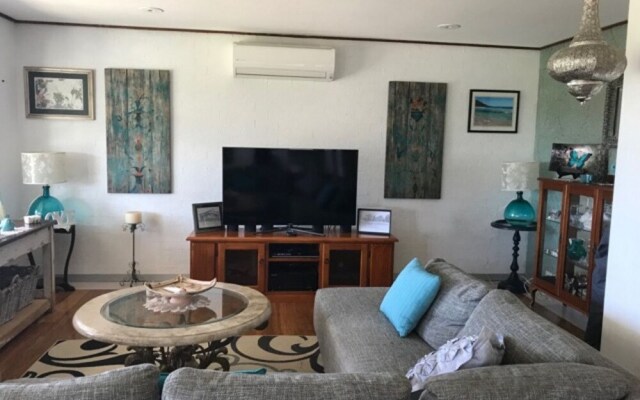 Ocean House @ Mollymook