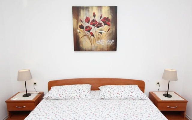 Apartments Mirela