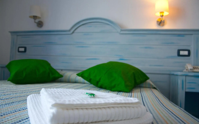 Blue Moon Hotel